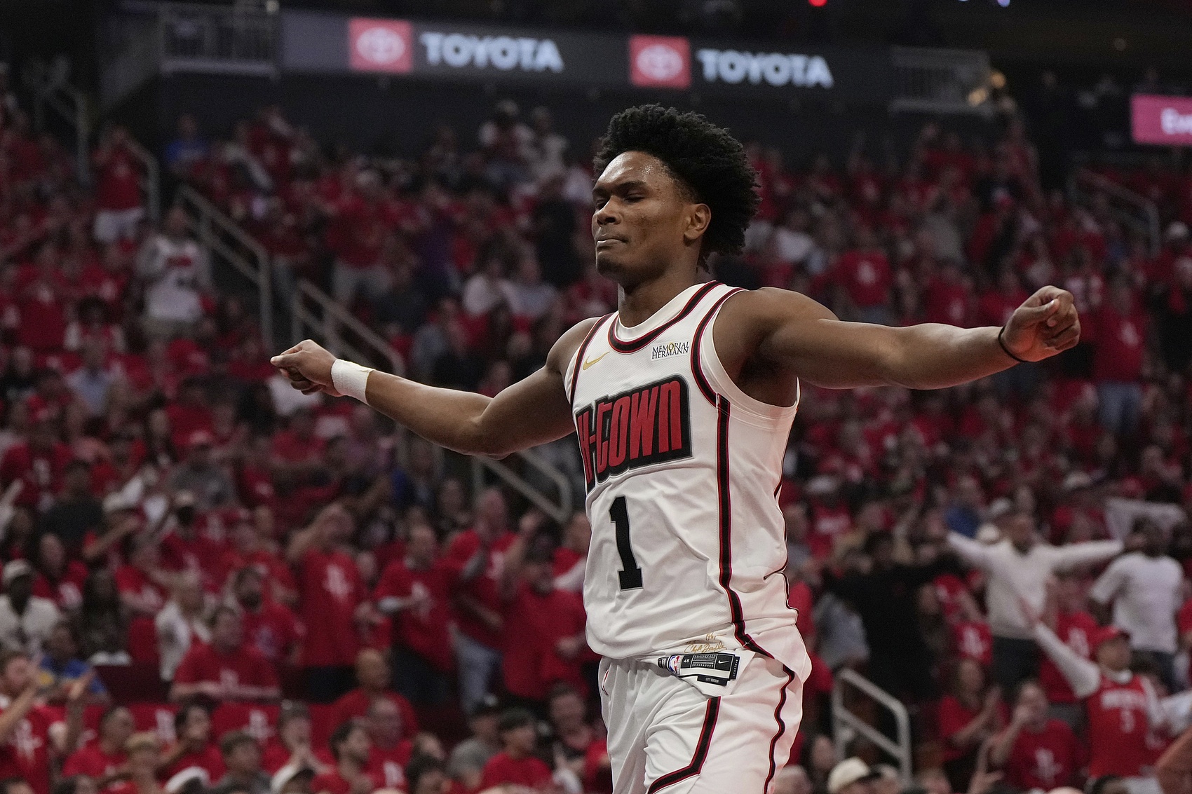 最新版-2K26阿门能力值超越德罗赞、福克斯、兰德尔、里夫斯、马克西及穆雷