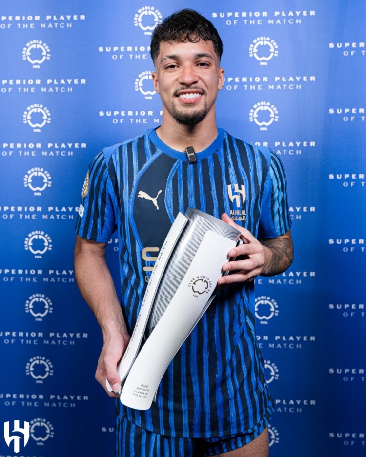 体育直播-全市场：新月前锋莱昂纳多希望冬季离队，被推荐给罗马和那不勒斯